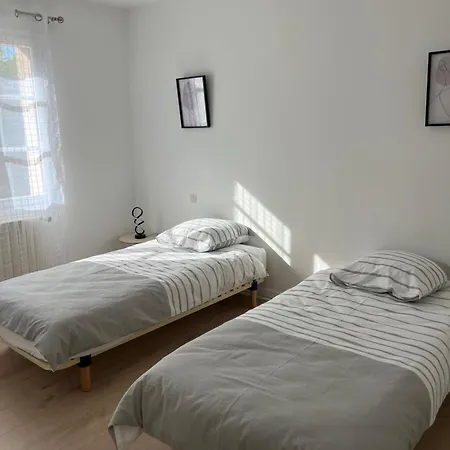 Les Murmures Du Thouet Hébergement de vacances *