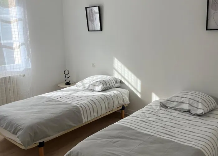 Les Murmures Du Thouet Дом отдыха *